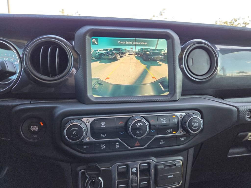 Used 2022 Jeep Gladiator Sport image 29