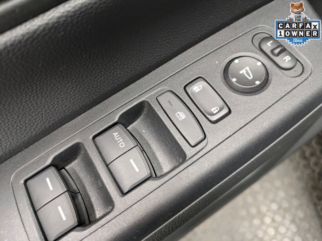 Used 2023 Honda CR-V LX image 10