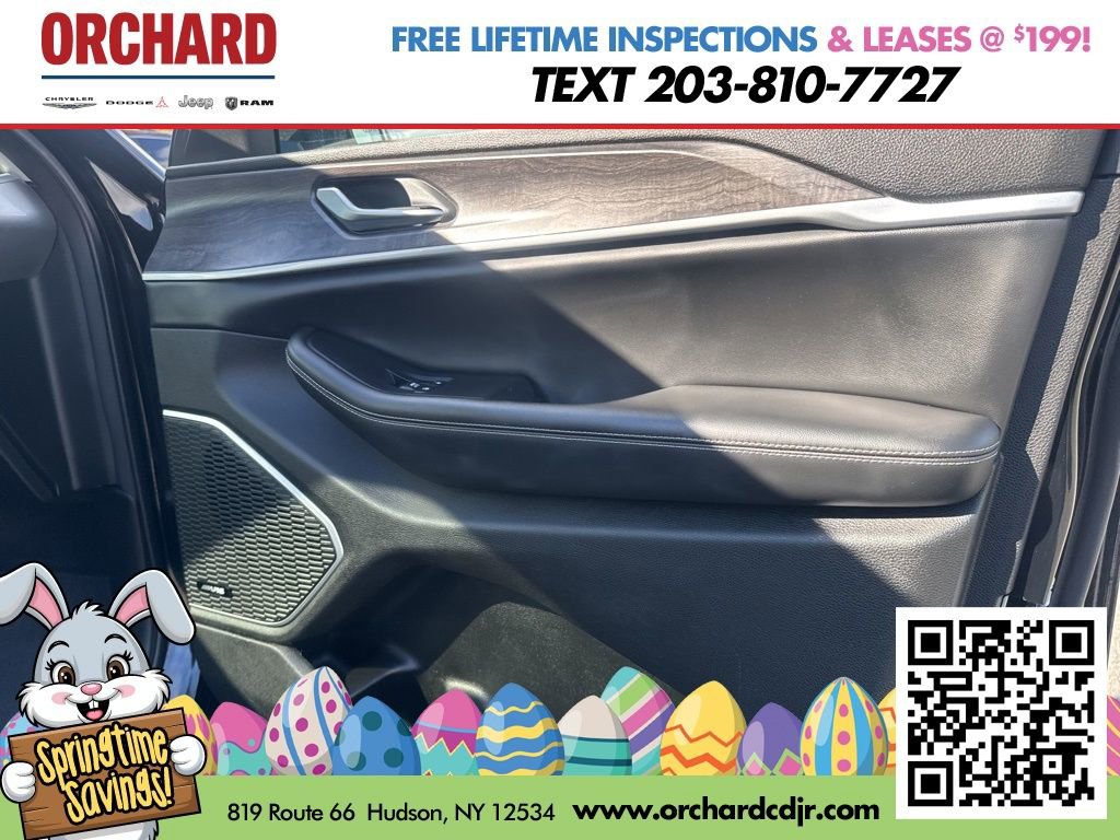 Used 2023 Jeep Grand Cherokee 4WD 4xe w/ Luxury Tech Group II image 38