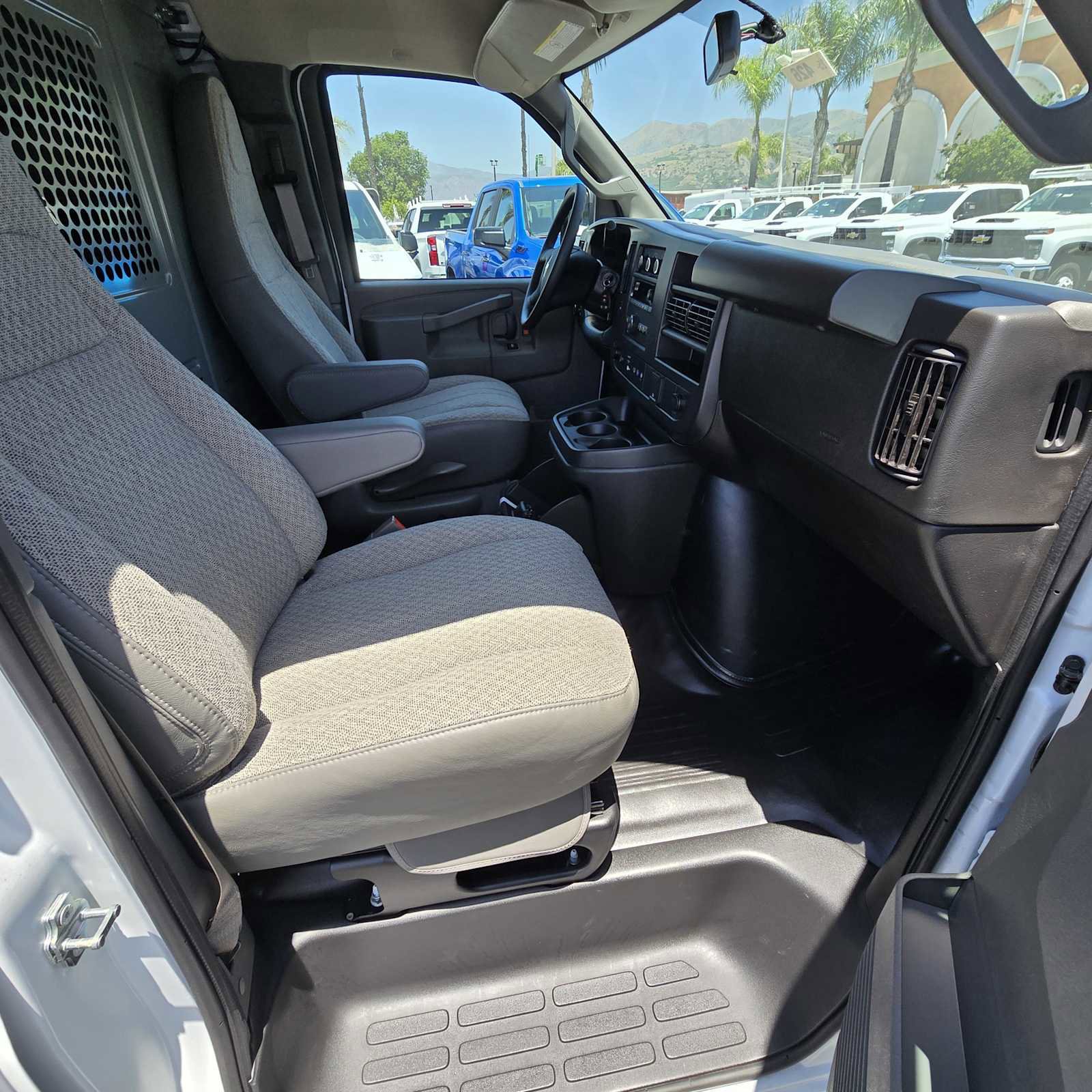 New 2025 Chevrolet Express 2500 w/ Driver Convenience Package image 11