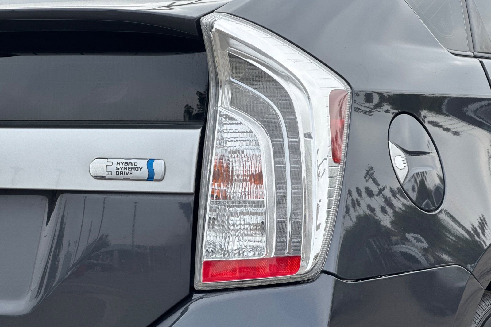Used 2014 Toyota Prius Prime Advanced FWD image 28