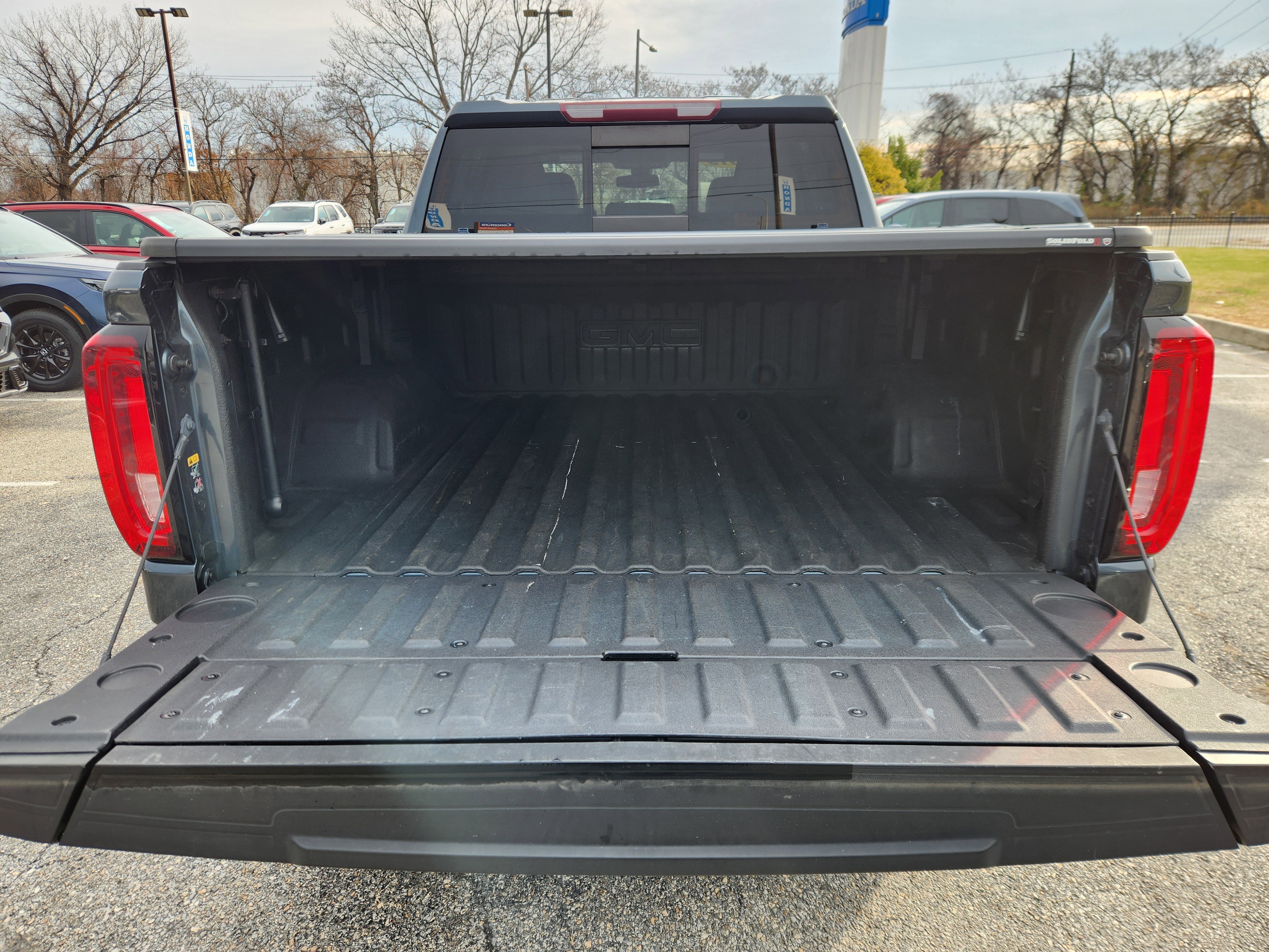 Used 2019 GMC Sierra 1500 SLT w/ SLT Premium Plus Package image 19