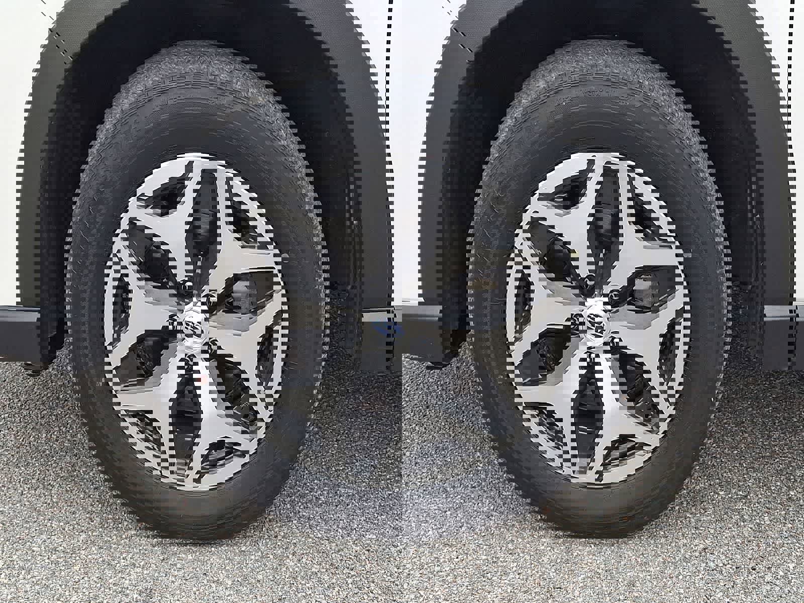 Used 2023 Subaru Forester Premium image 9