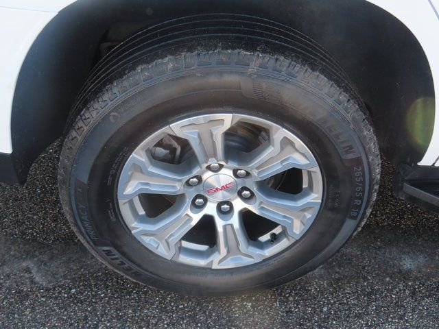 Used 2024 GMC Yukon SLE image 12