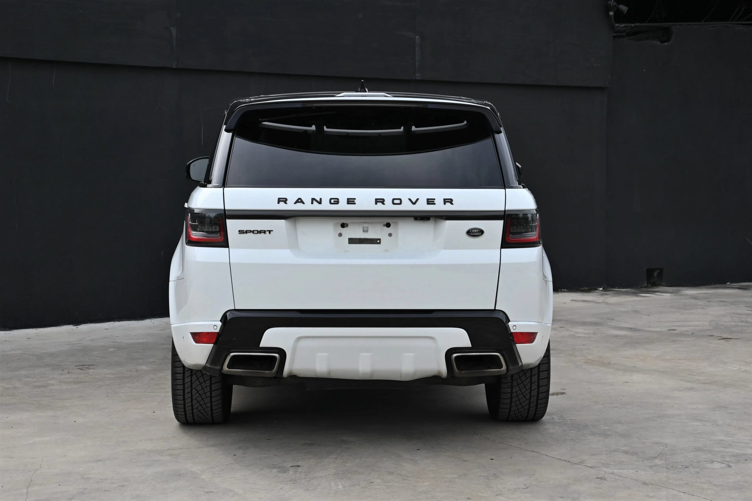 Used 2019 Land Rover Range Rover Sport HSE Dynamic AWD/4WD image 6
