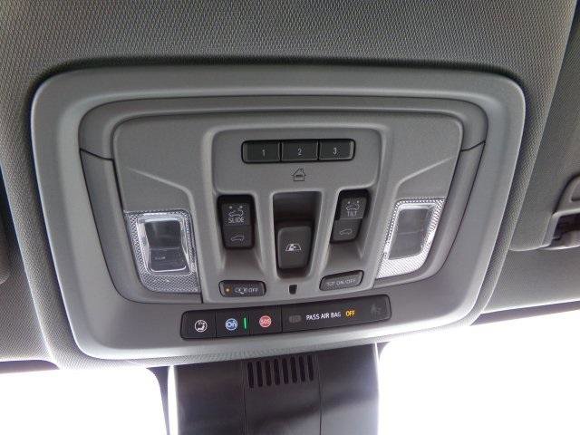 New 2025 GMC Sierra 2500 Denali w/ Denali Reserve Package image 12