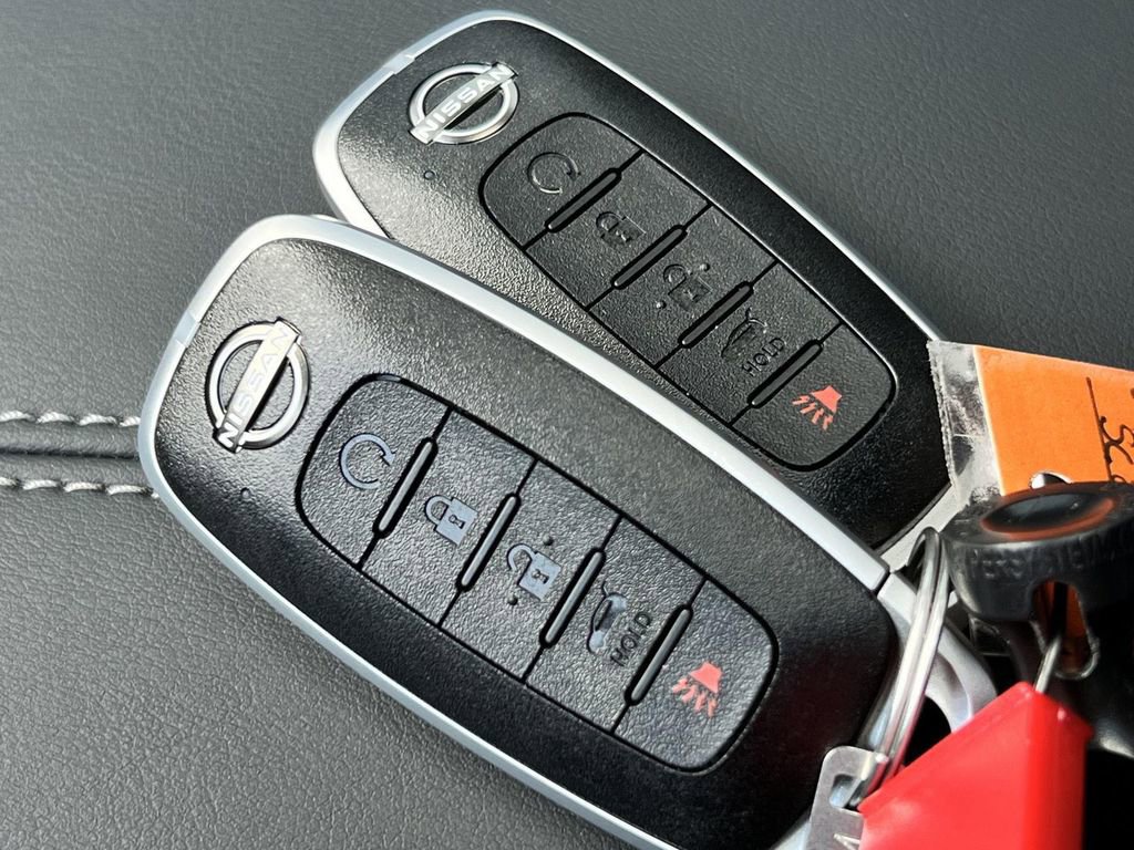 New 2025 Nissan Pathfinder SV w/ SV Premium Package image 35