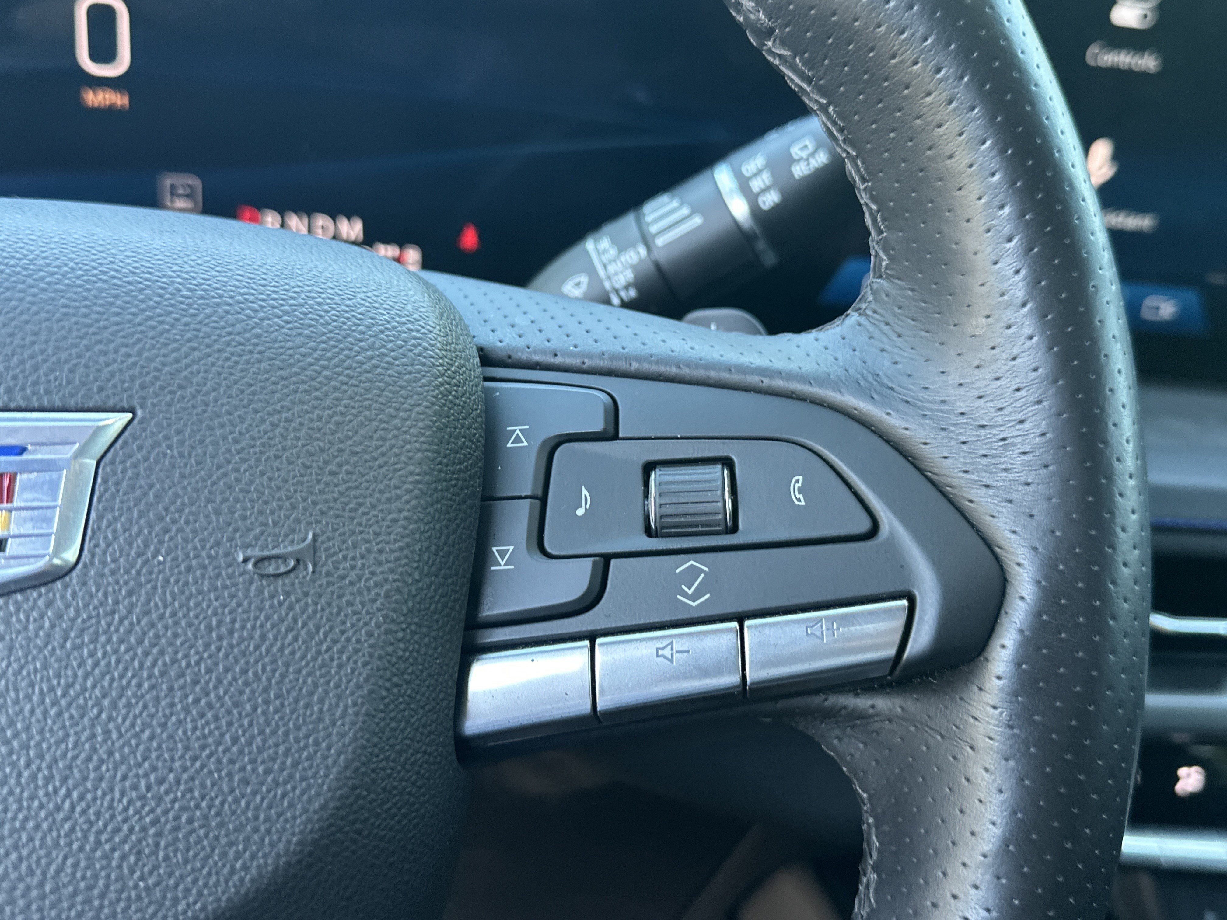 Used 2024 Cadillac XT4 Sport w/ Active Safety Package AWD/4WD image 25