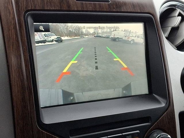 Used 2014 Ford F150 Lariat w/ Lariat Chrome Package image 4