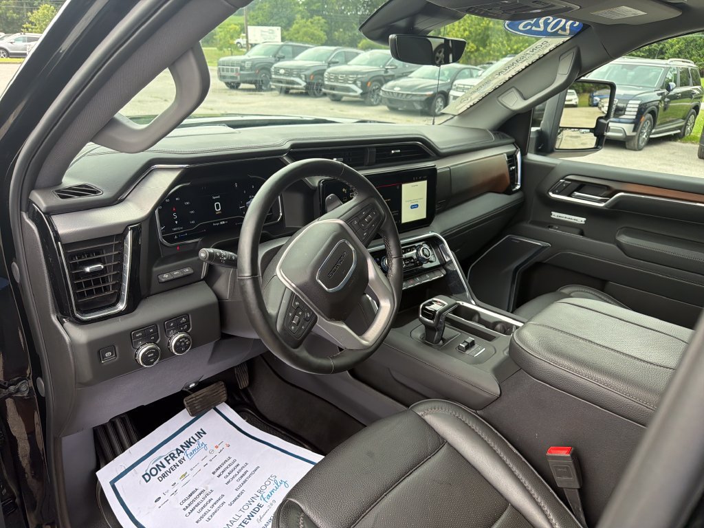 Used 2025 GMC Sierra 1500 Denali w/ Denali Reserve Package AWD/4WD image 17