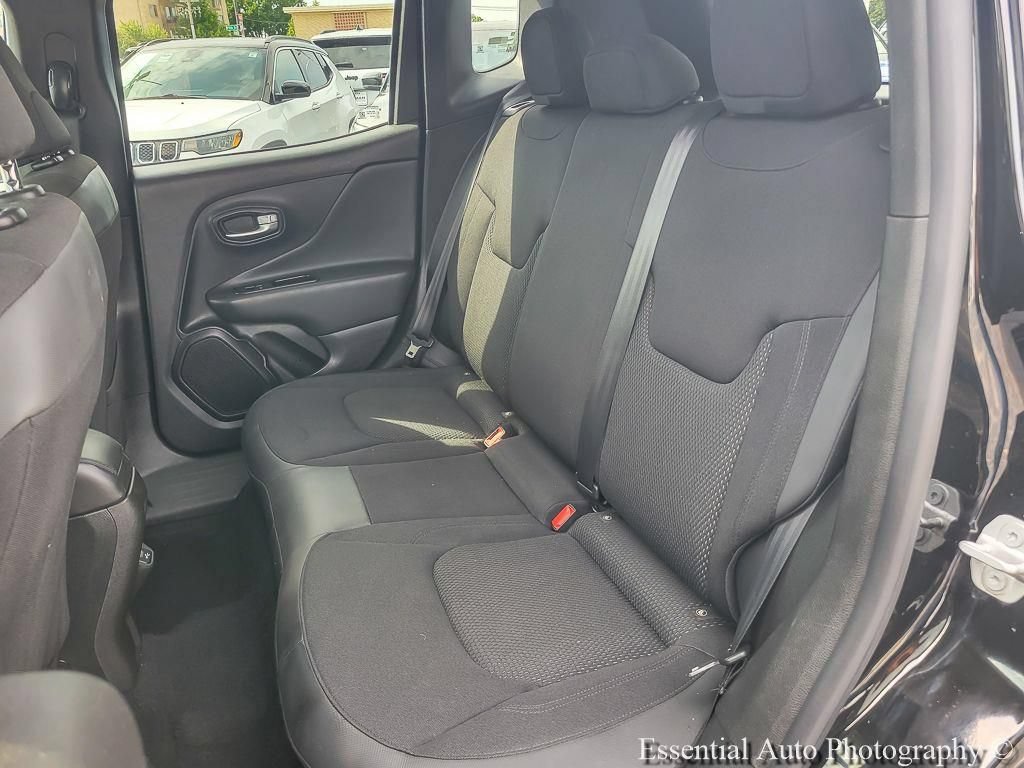 Certified 2020 Jeep Renegade Altitude FWD image 10