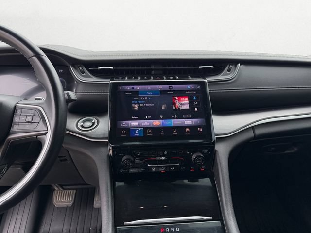Used 2021 Jeep Grand Cherokee L Limited AWD/4WD image 11