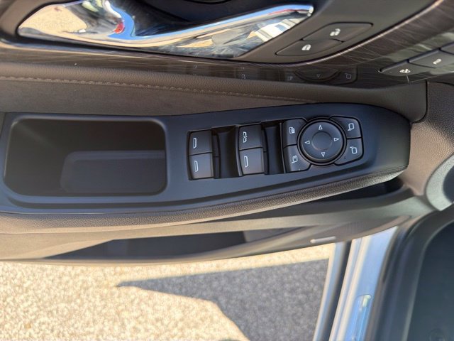 Used 2023 Chevrolet Traverse High Country AWD/4WD image 20