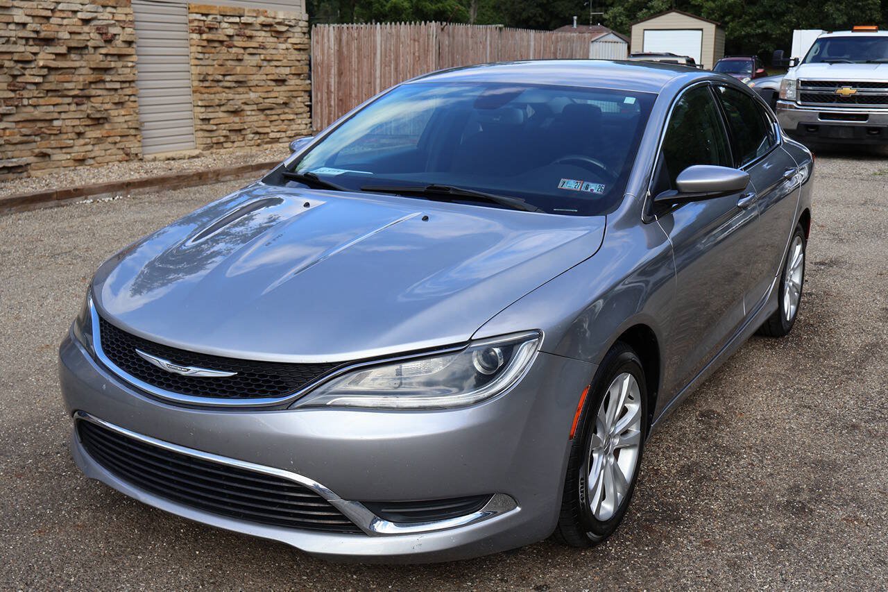 Used 2015 Chrysler 200 Limited w/ Convenience Group FWD image 3