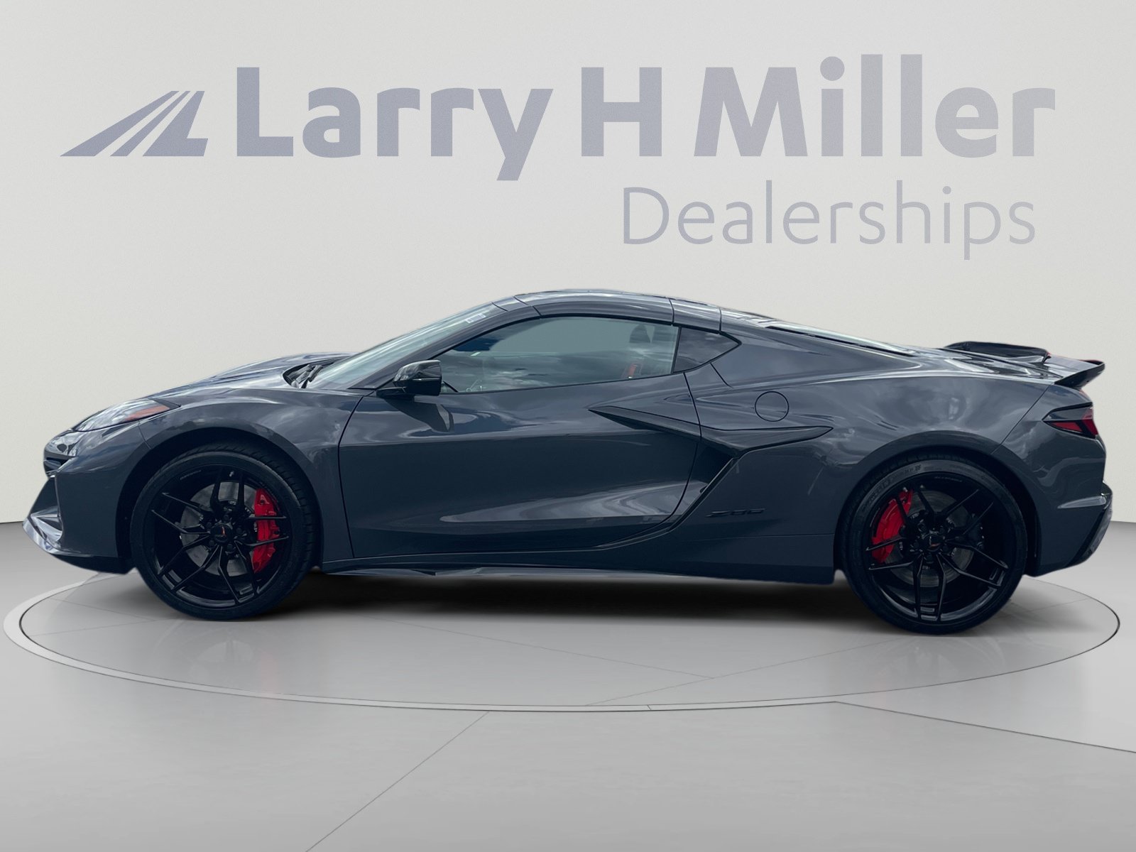 New 2027 Chevrolet Corvette Z06 RWD image 2