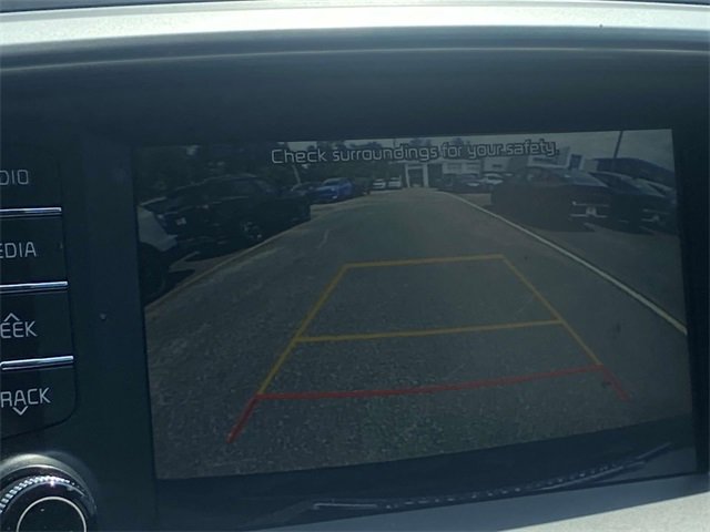 Used 2020 Kia Sorento S image 17