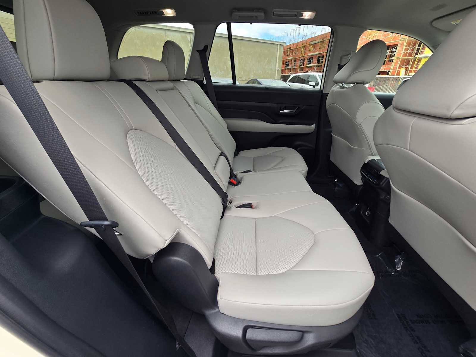 Used 2024 Toyota Grand Highlander XLE image 14