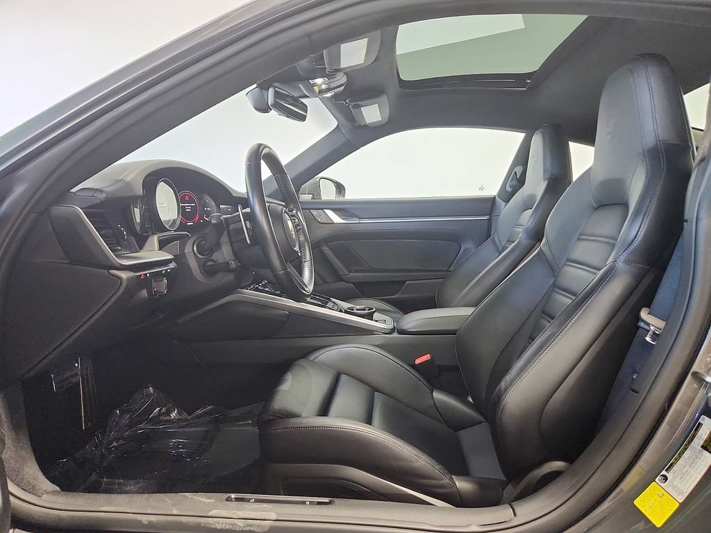 Certified 2022 Porsche 911 Turbo AWD/4WD image 5