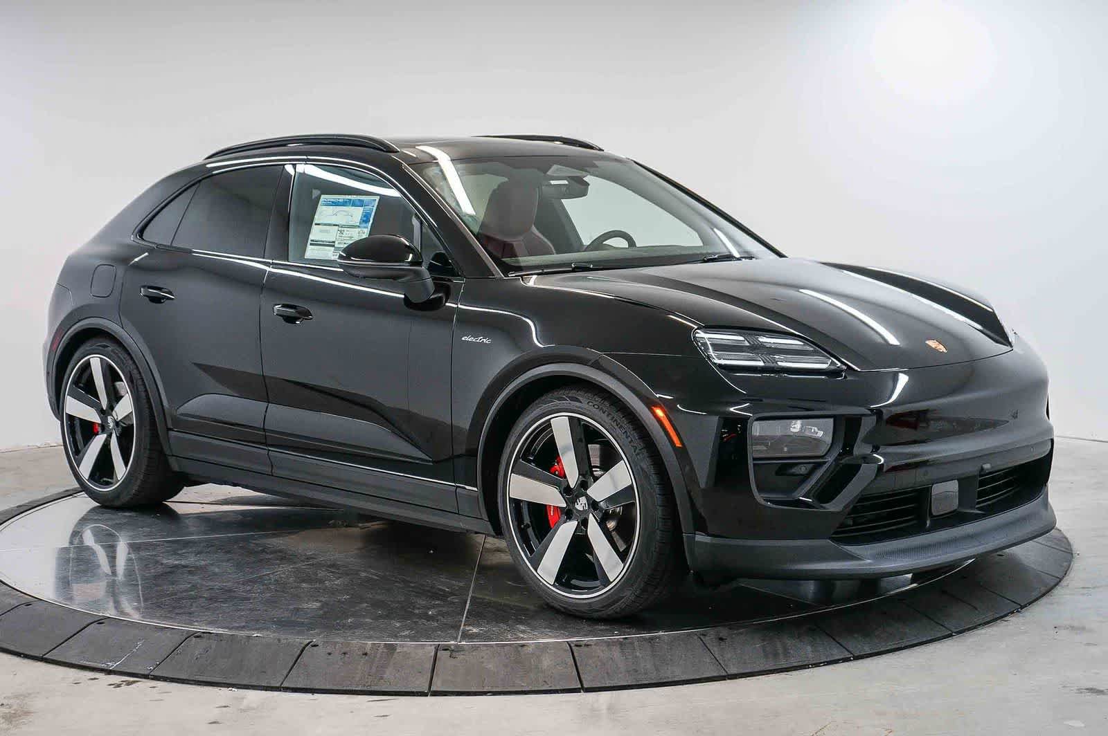 New 2026 Porsche Macan 4S Electric AWD/4WD image 7