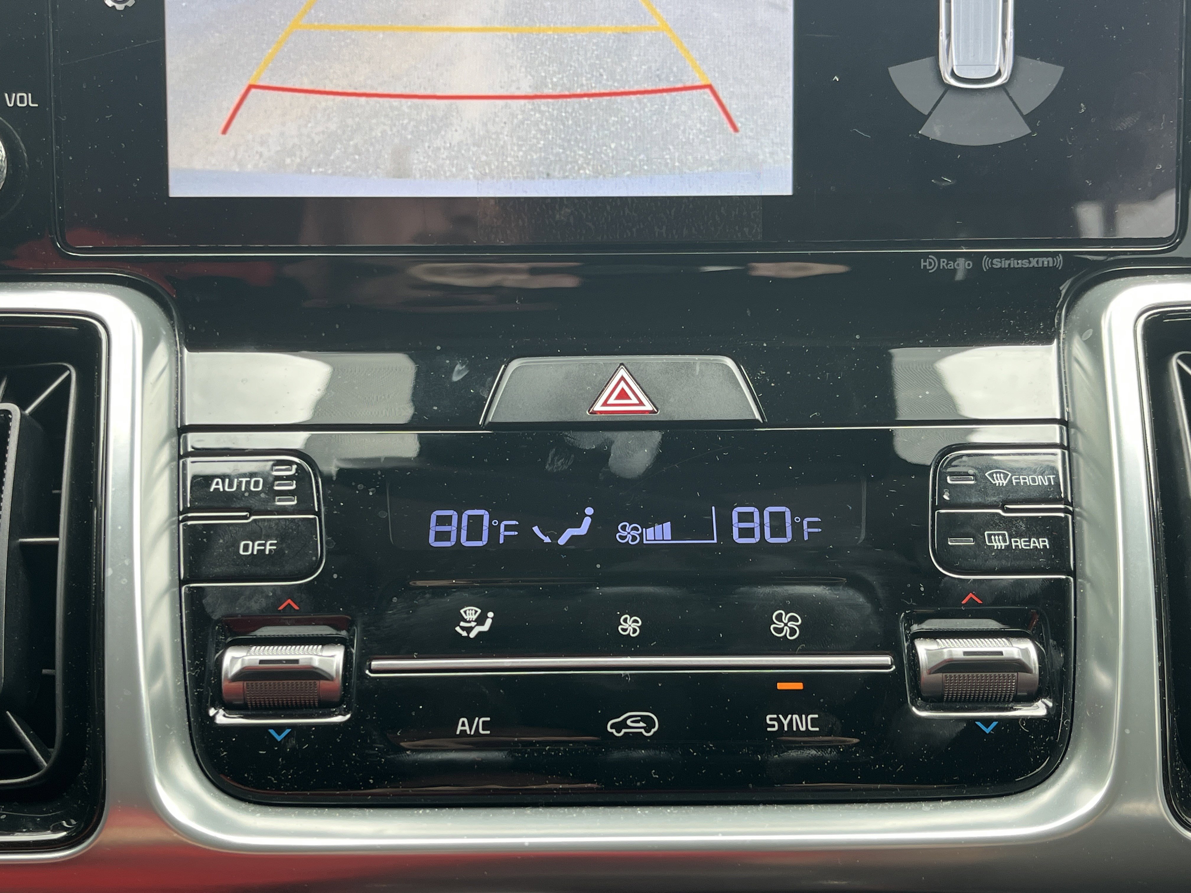 Used 2023 Kia Sorento SX AWD/4WD image 8