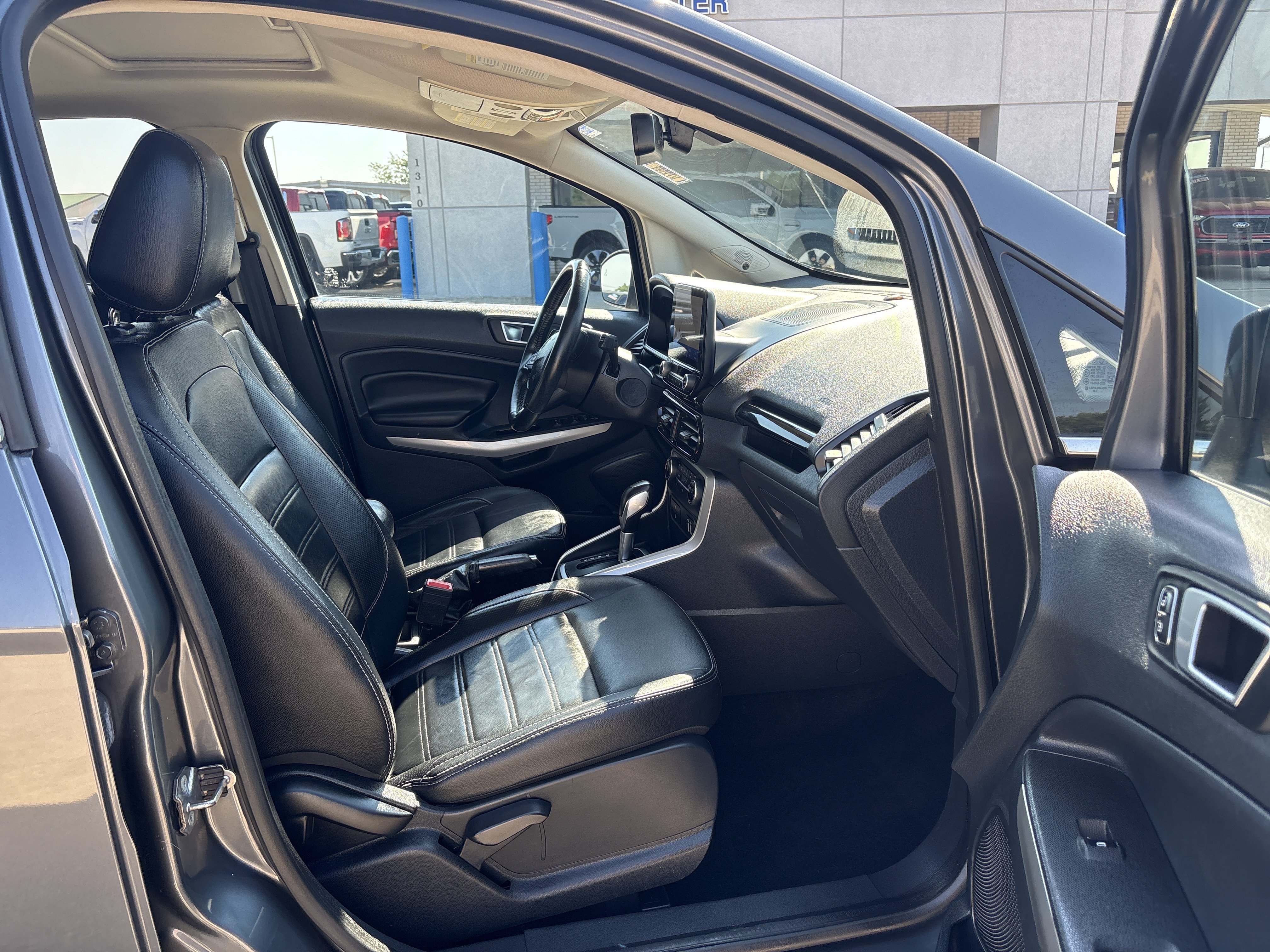 Used 2020 Ford EcoSport Titanium w/ Interior Protection Package FWD image 9