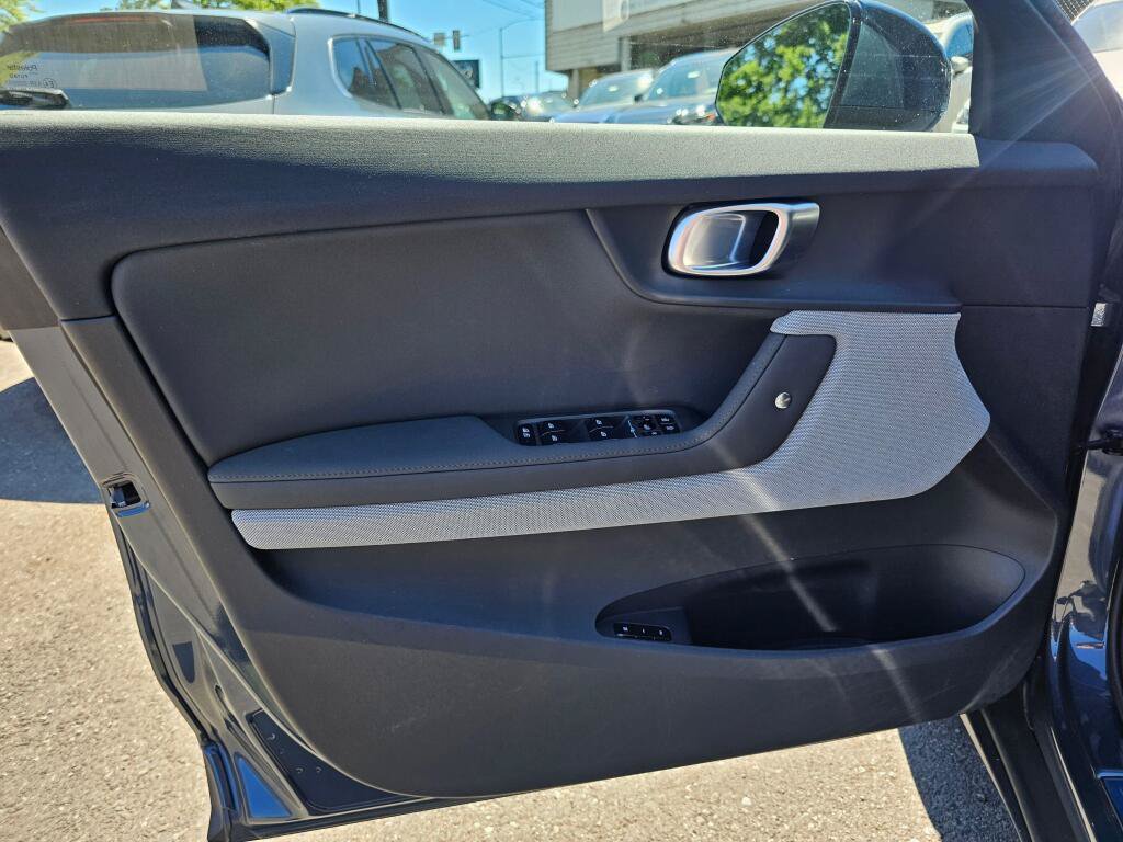 Used 2023 Polestar Polestar 2 w/ Pilot Pack FWD image 22