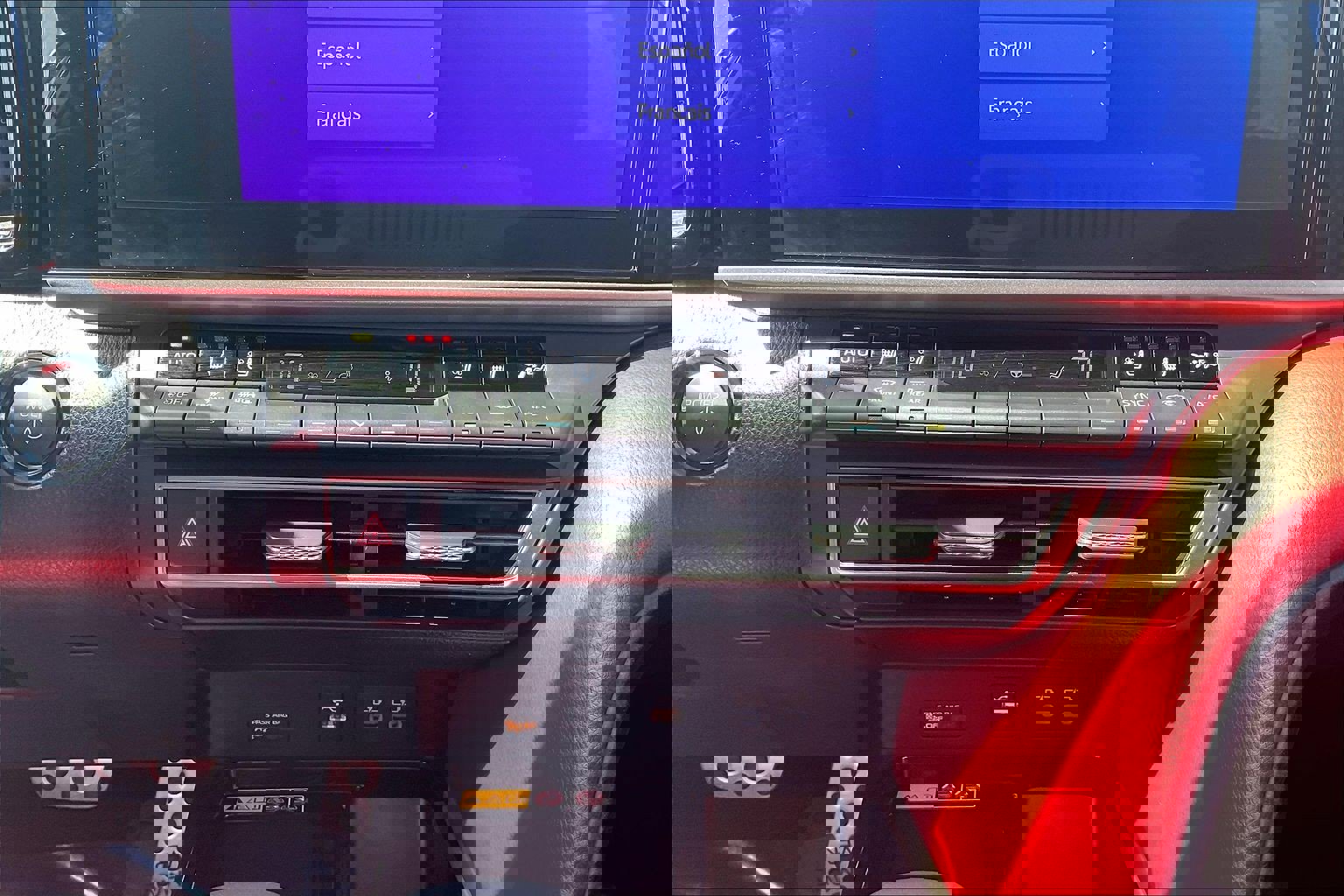 Used 2025 Toyota Camry XSE w/ Premium Plus Package image 38