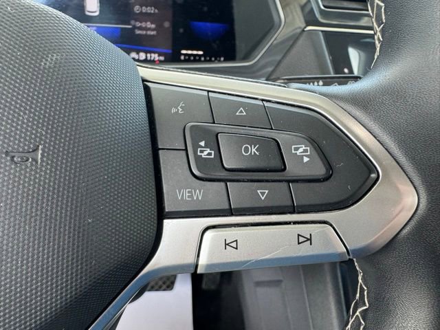 Used 2022 Volkswagen Tiguan SE FWD image 16