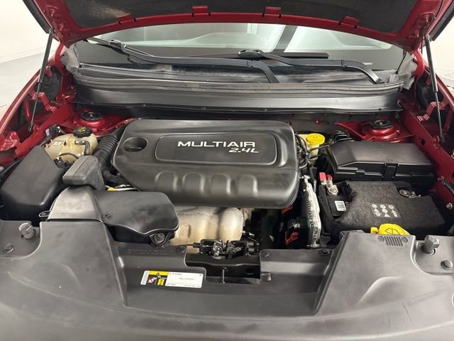 Used 2015 Jeep Cherokee Sport image 29