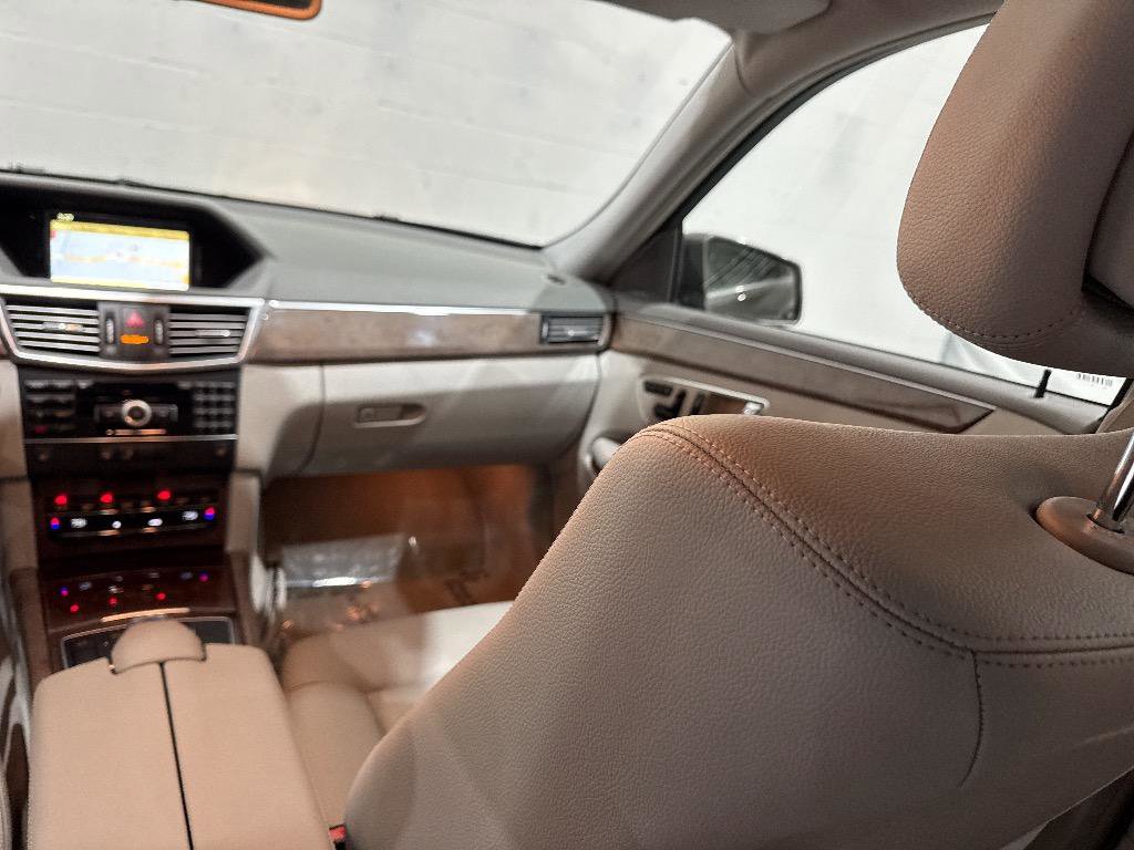 Used 2011 Mercedes-Benz E 350 Sedan image 56