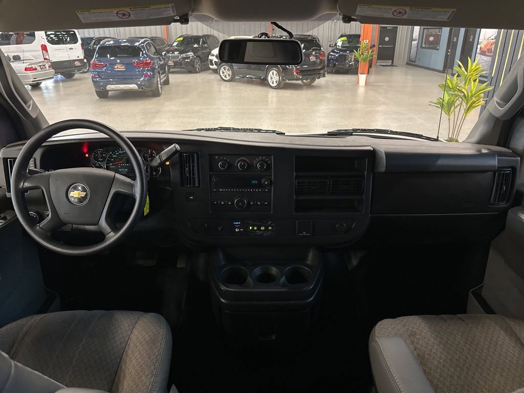 Used 2018 Chevrolet Express 2500 image 13