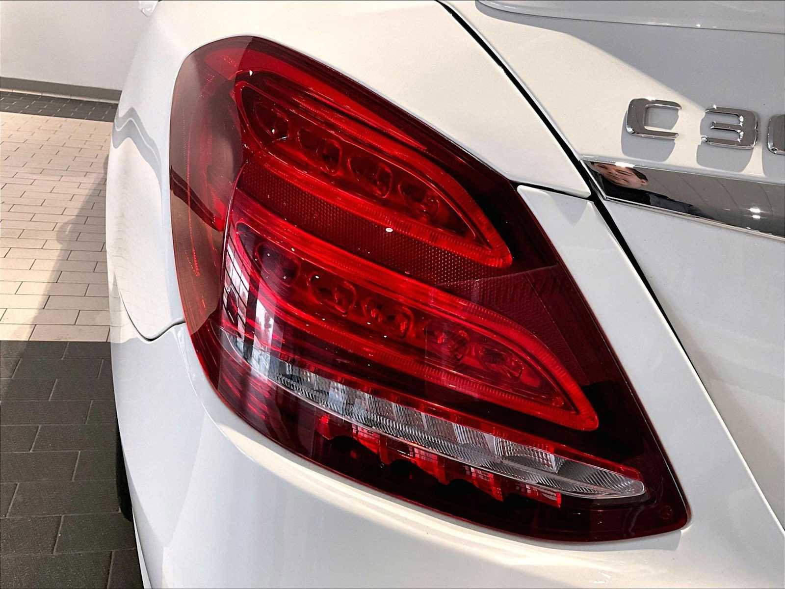 Used 2018 Mercedes-Benz C 300 Sedan image 34