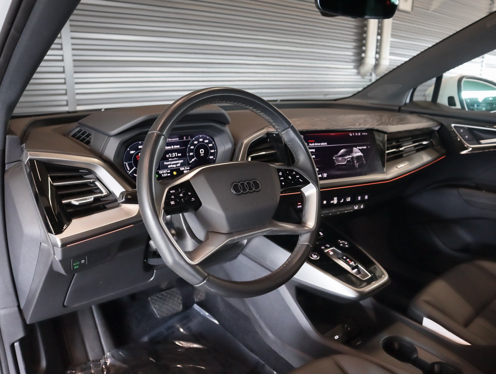 Used 2023 Audi Q4 e-tron Premium Plus RWD image 16