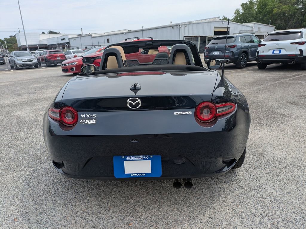 New 2026 MAZDA MX-5 Miata Grand Touring RWD image 5