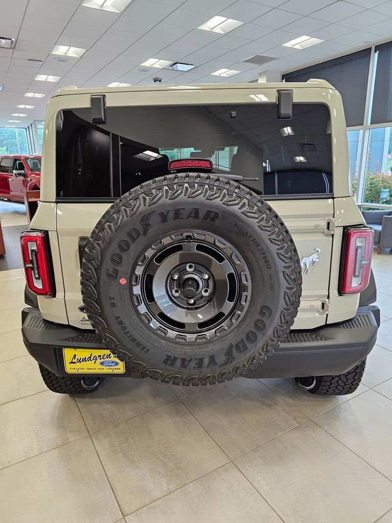 New 2025 Ford Bronco Badlands image 6