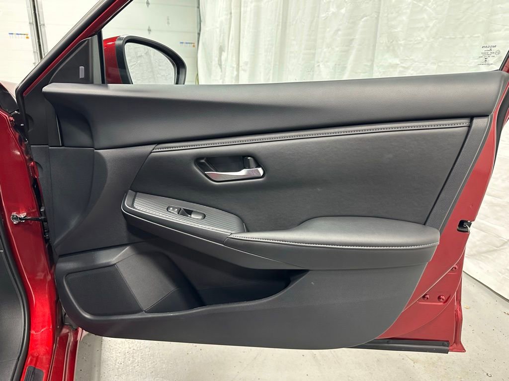 Used 2025 Nissan Sentra SV image 51