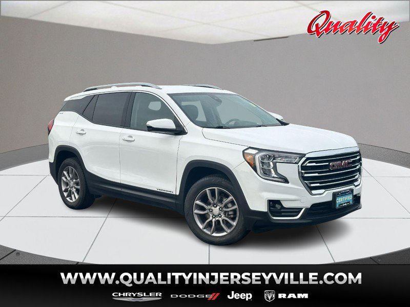 Used 2023 GMC Terrain SLT image 1