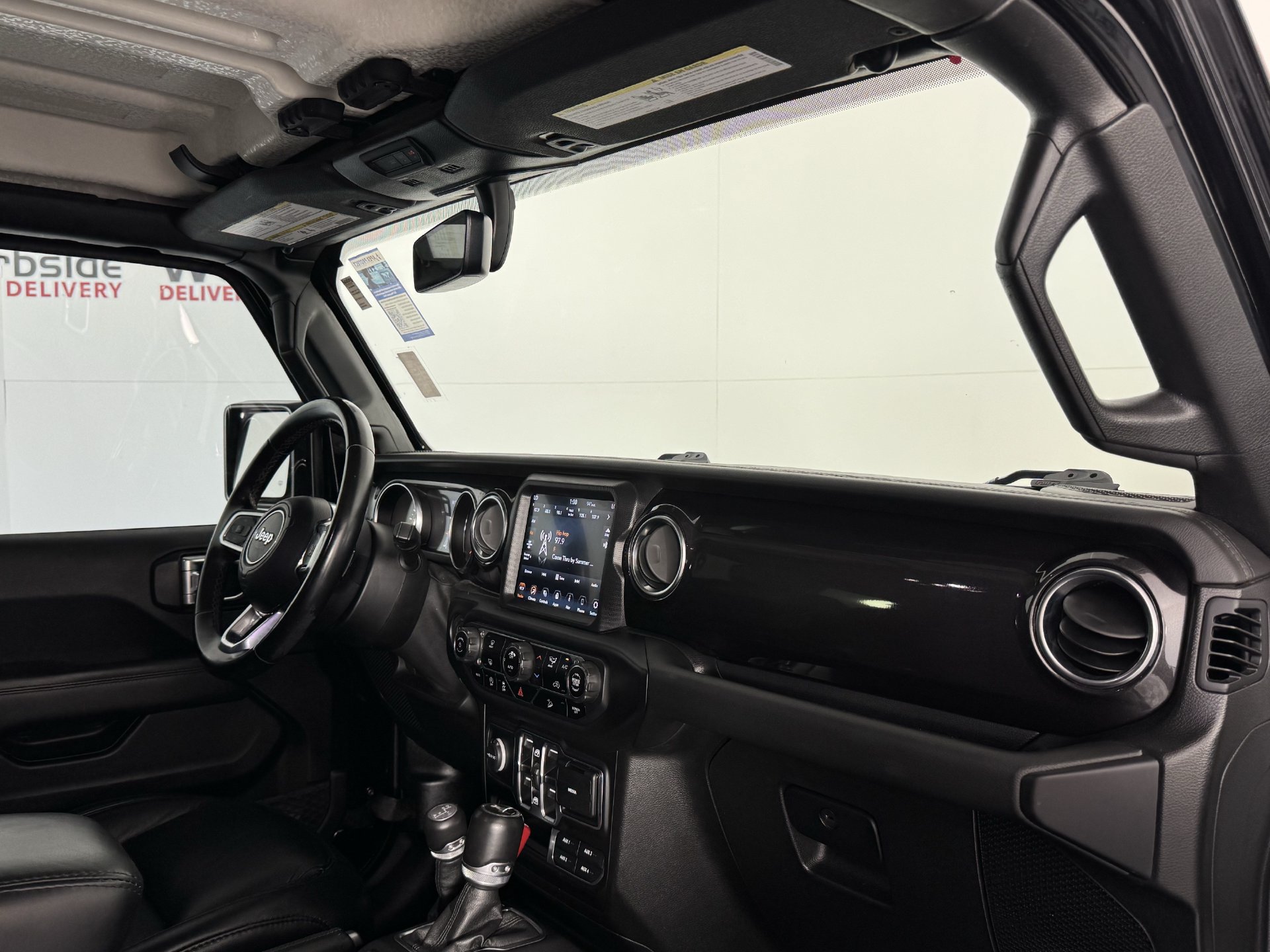 Used 2020 Jeep Wrangler Unlimited Sahara AWD/4WD image 21