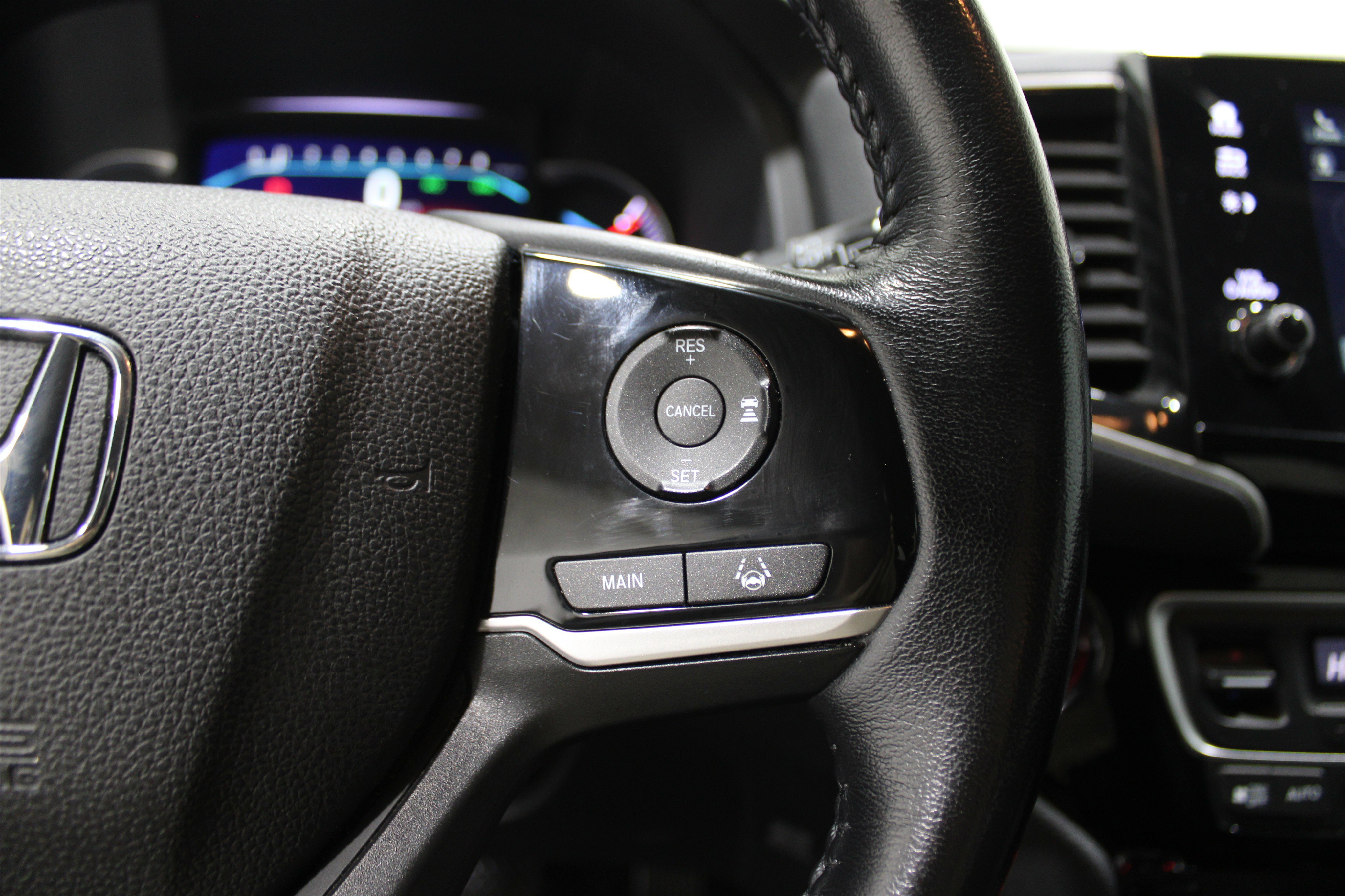 Used 2021 Honda Pilot Touring image 10