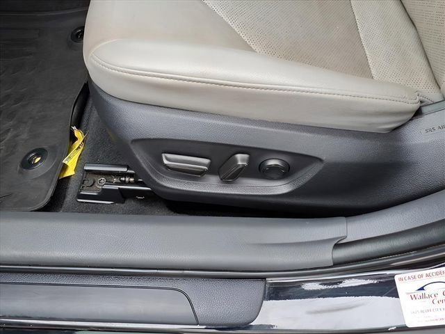 Used 2022 Toyota Camry XSE w/ Navigation Package image 12