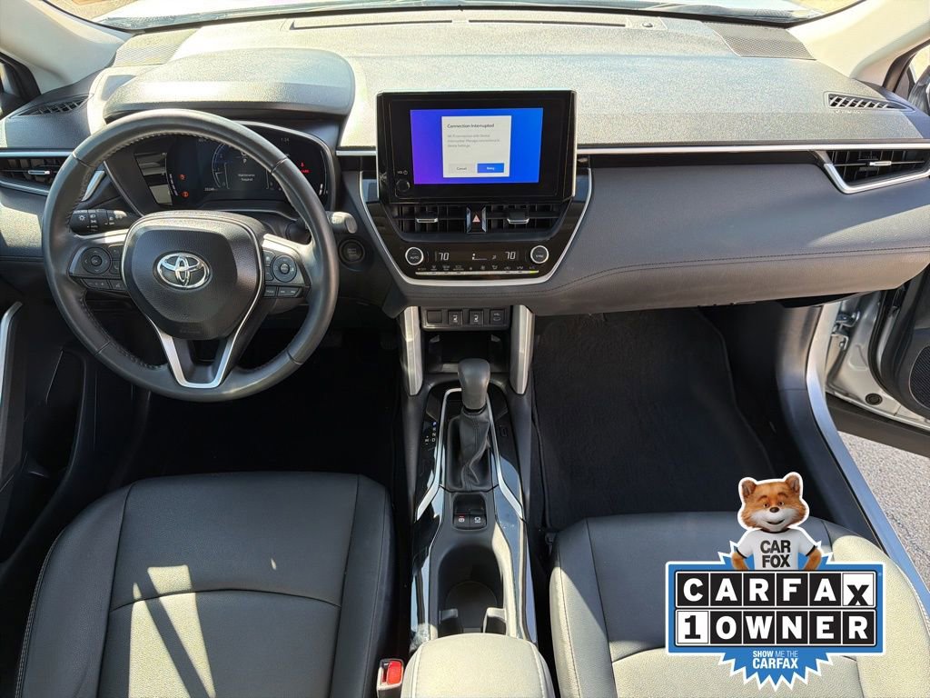 Used 2025 Toyota Corolla Cross XLE image 19