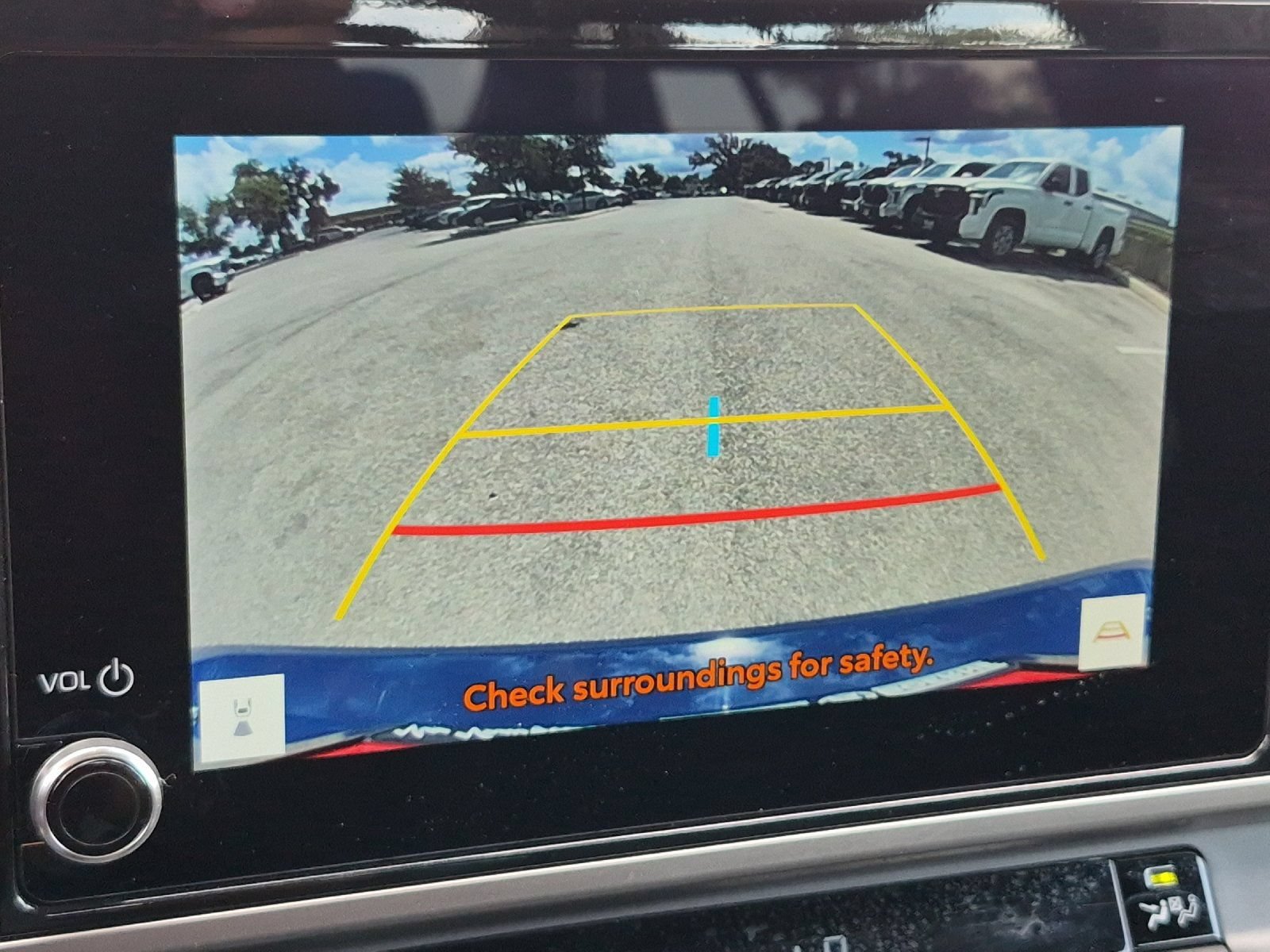 Certified 2025 Toyota Camry SE AWD/4WD image 17
