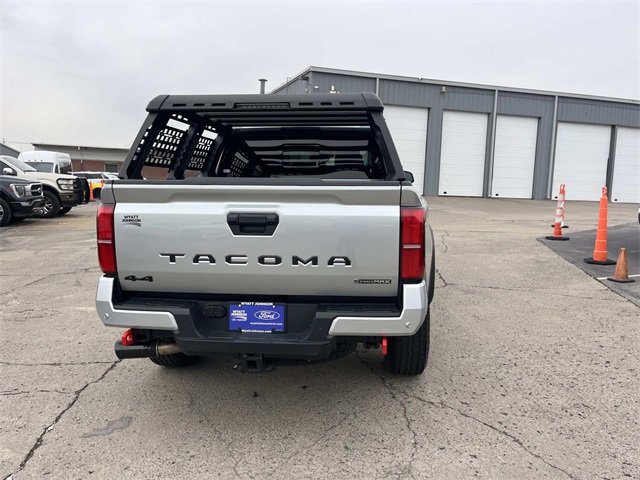 Used 2025 Toyota Tacoma TRD Off-Road image 5