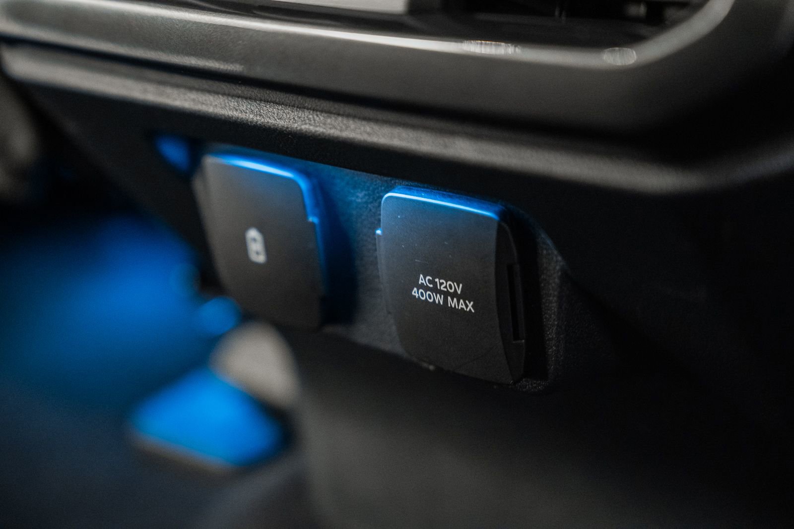 Used 2023 Ford F150 Lariat w/ Equipment Group 502A High image 45