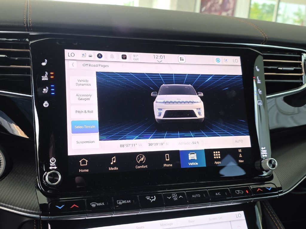 New 2026 Jeep Grand Wagoneer Summit AWD/4WD image 32