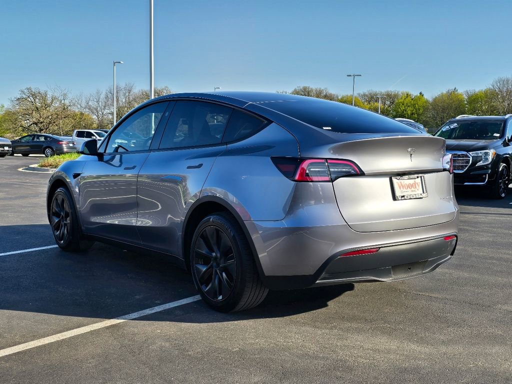 Used 2025 Tesla Model Y Long Range AWD/4WD image 7