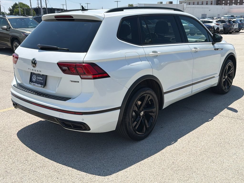 Certified 2023 Volkswagen Tiguan SE R-Line AWD/4WD image 6