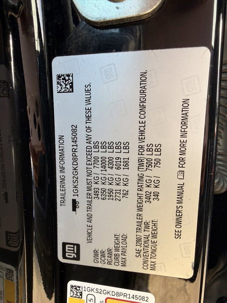 Used 2023 GMC Yukon XL SLT image 9