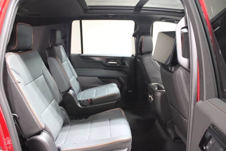 New 2026 GMC Yukon XL AT4 w/ AT4 Premium Plus Package AWD/4WD image 29