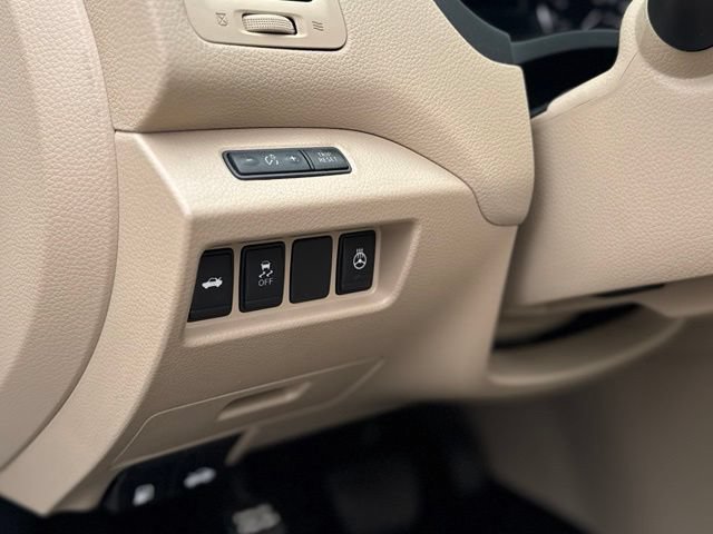 Used 2018 Nissan Altima 2.5 SL w/ 2.5 SL Technology Package FWD image 14